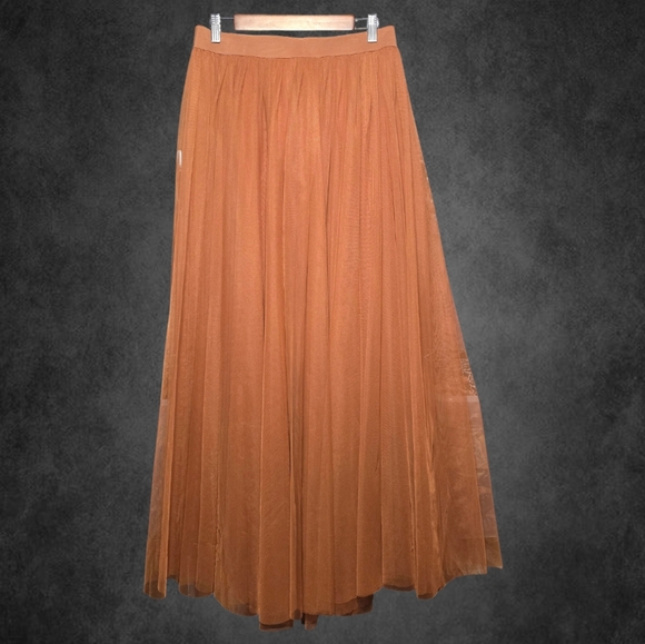 Dresses & Skirts - Burnt orange long tulle Maxi skirt